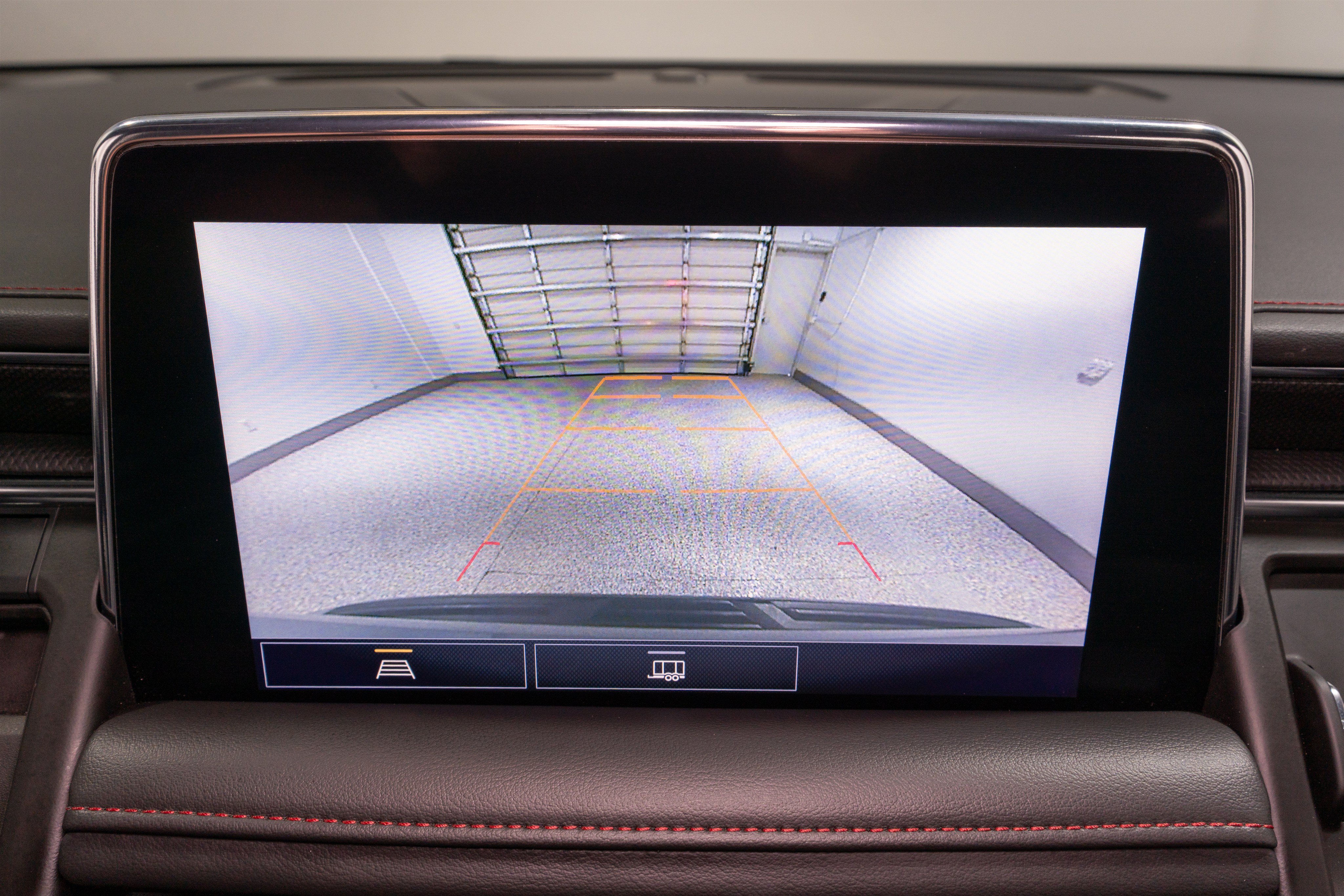 Used 2021 Chevrolet Suburban RST RWD image 19