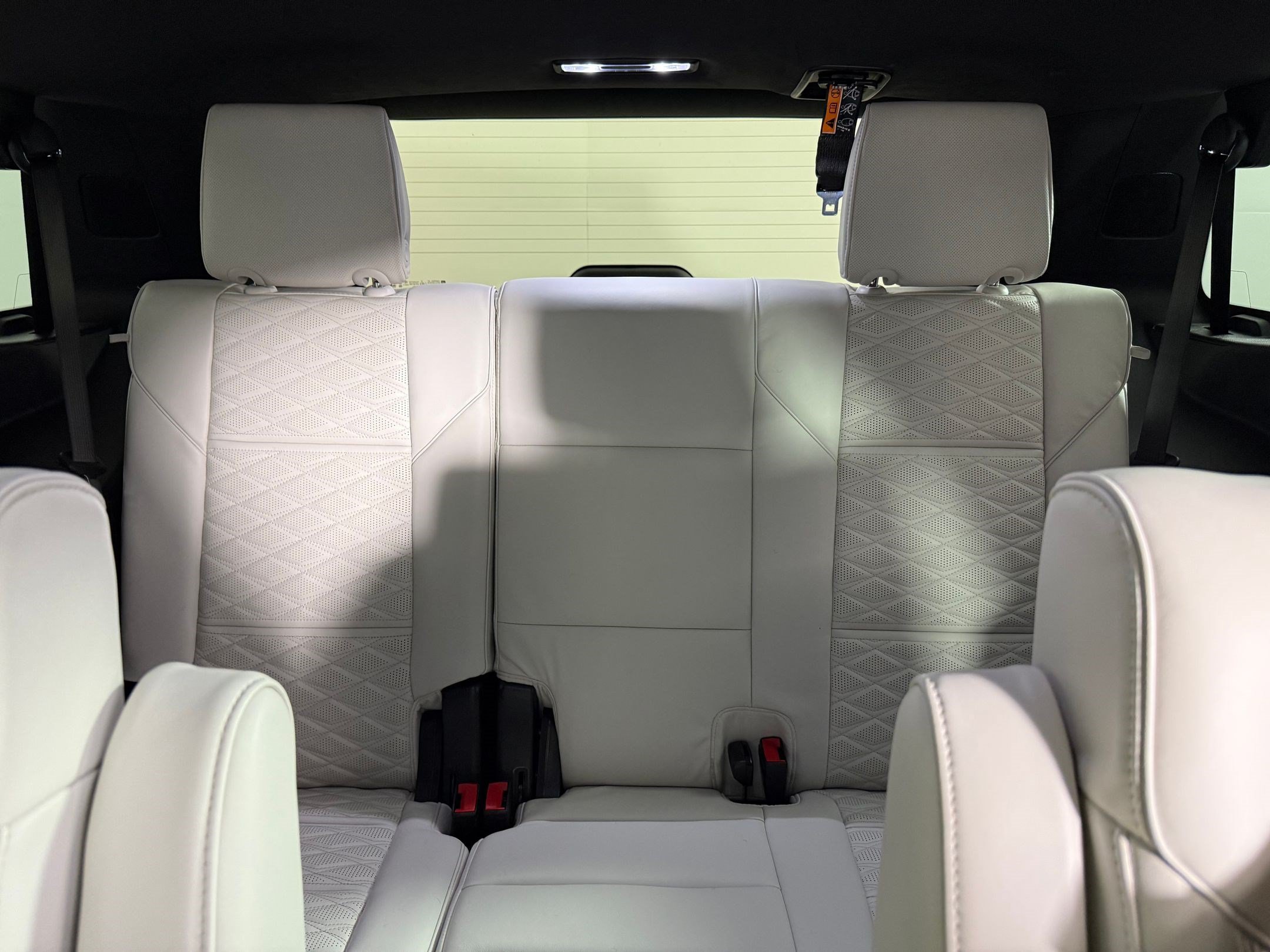 Used 2025 Cadillac Escalade Sport Platinum AWD/4WD image 30