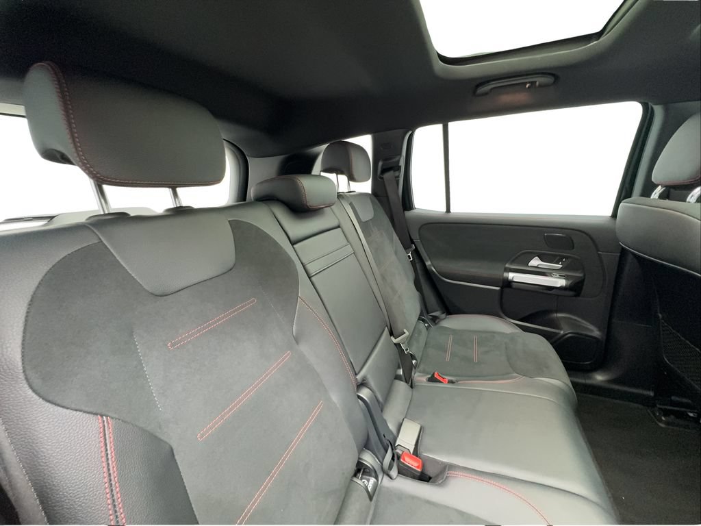 Used 2023 Mercedes-Benz EQB 350 4MATIC SUV image 26