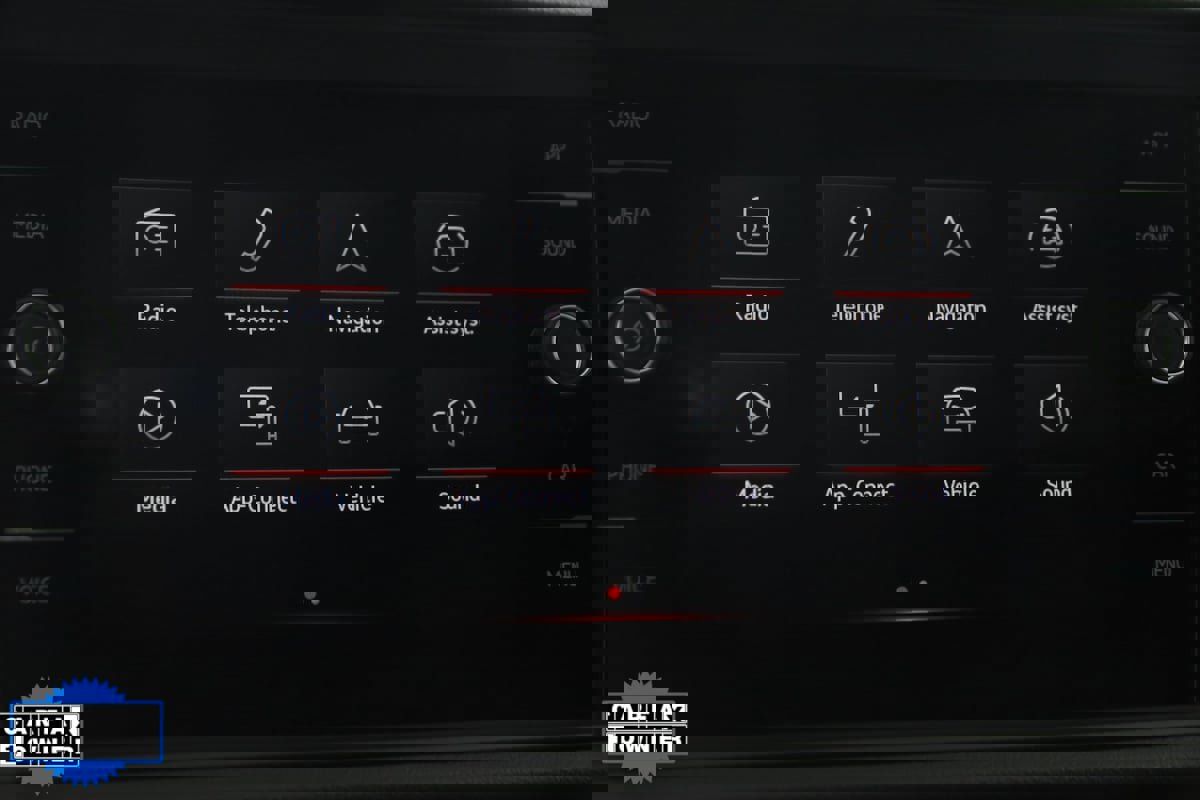 Used 2024 Volkswagen Jetta GLI Autobahn image 31