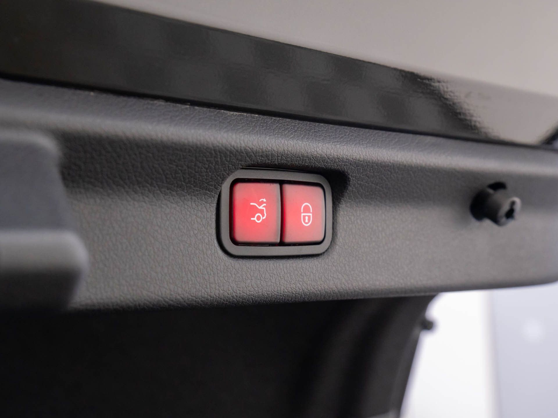 Certified 2023 Mercedes-Benz EQE AMG 4MATIC Sedan image 36