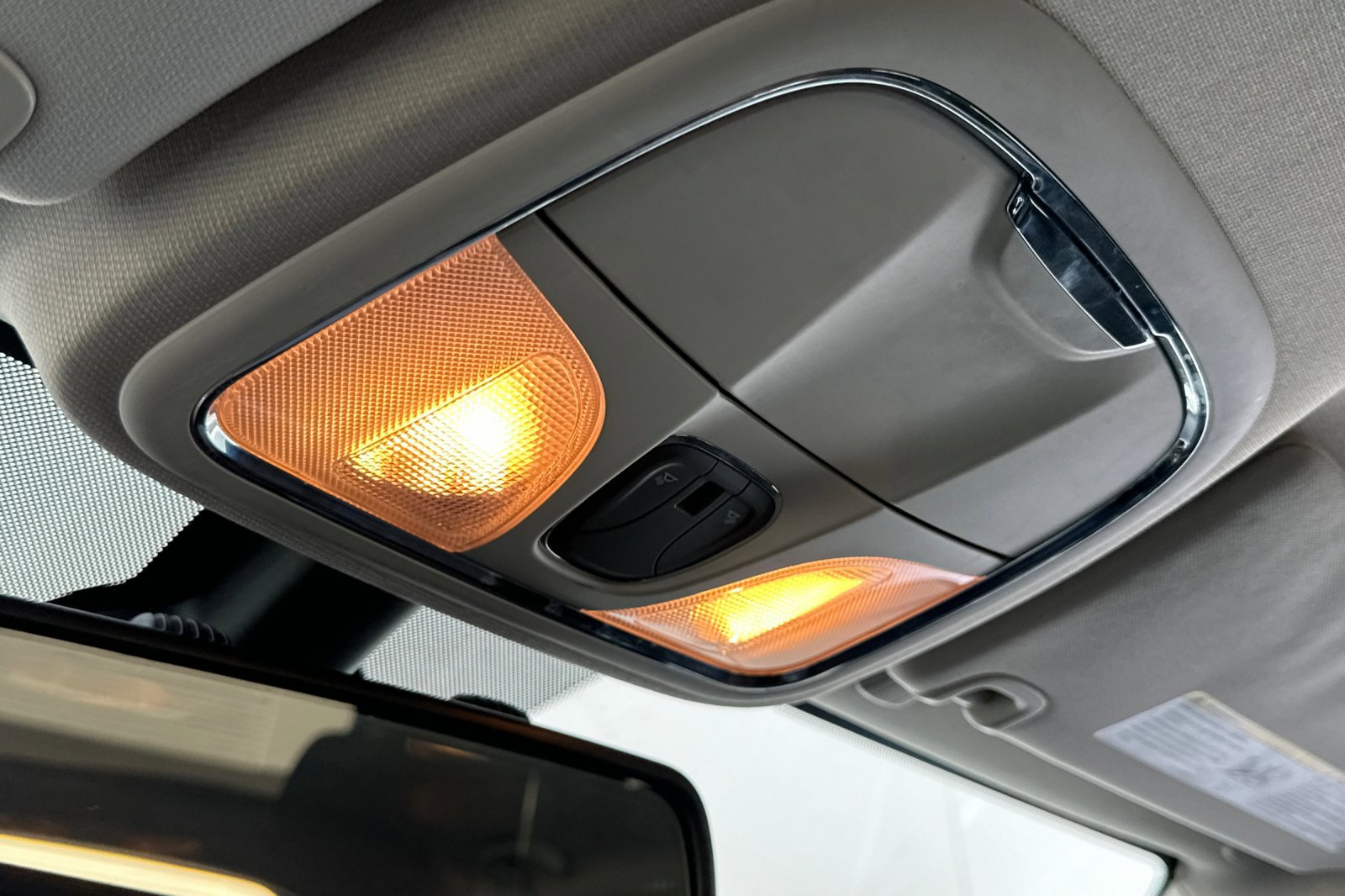 Used 2017 Jeep Cherokee Latitude image 24