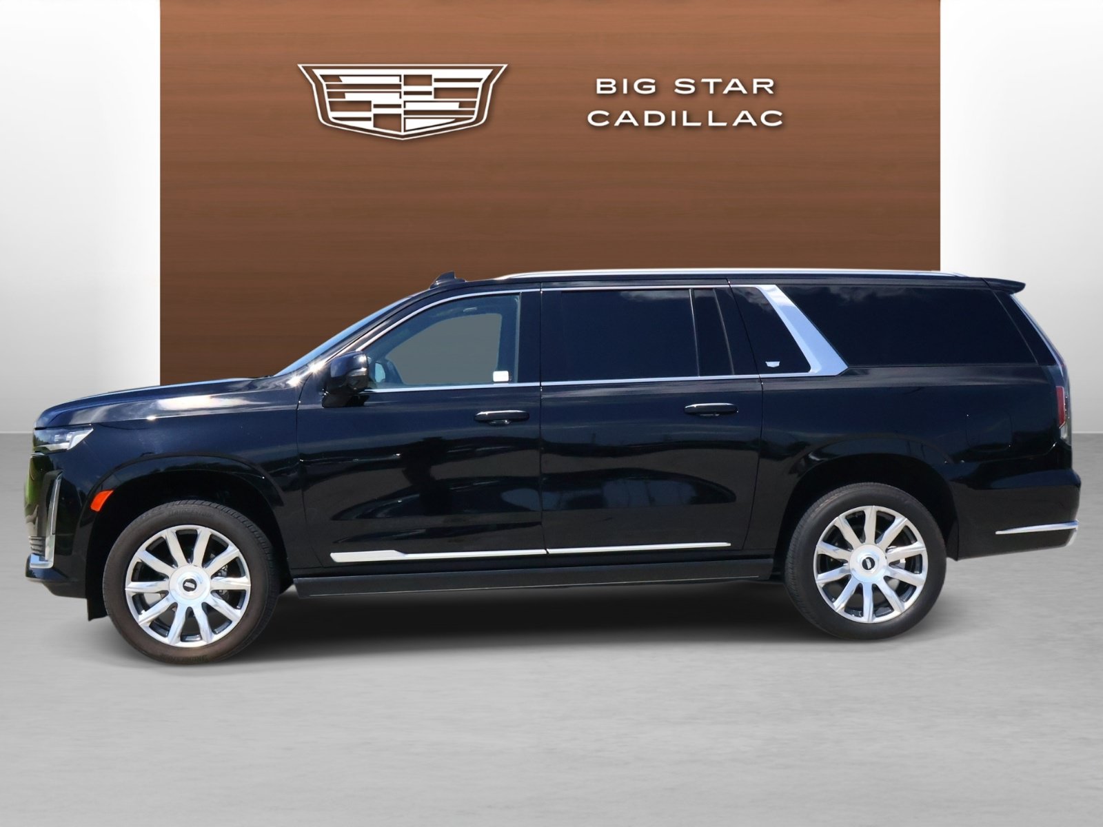 Certified 2024 Cadillac Escalade ESV Premium Luxury Platinum AWD/4WD image 2