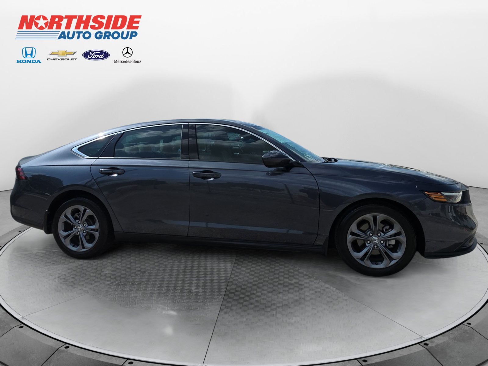 Used 2024 Honda Accord EX image 8