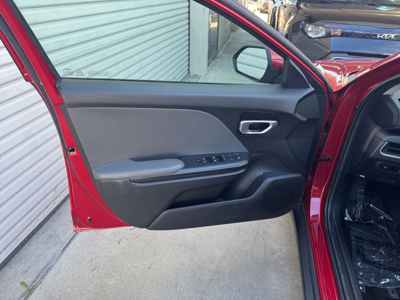 Used 2025 Kia K4 FWD image 18