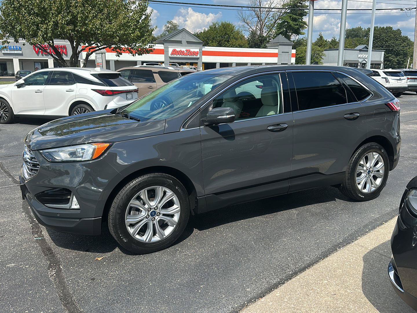 Used 2021 Ford Edge Titanium w/ Cargo Accessory Package FWD image 6