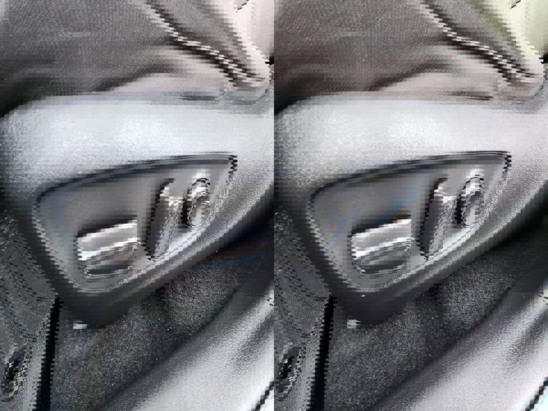 Used 2021 Toyota RAV4 XLE image 14