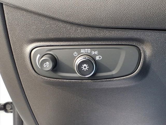 Certified 2024 Chevrolet Equinox LT w/ LPO, Floor Liner Package image 27