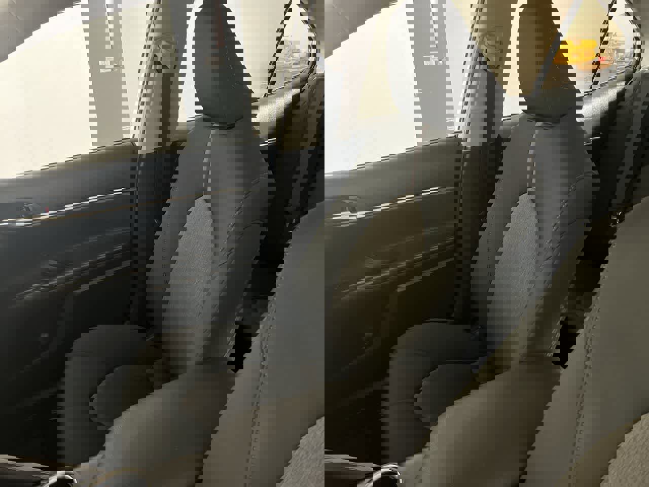 Used 2023 Toyota Camry LE image 27