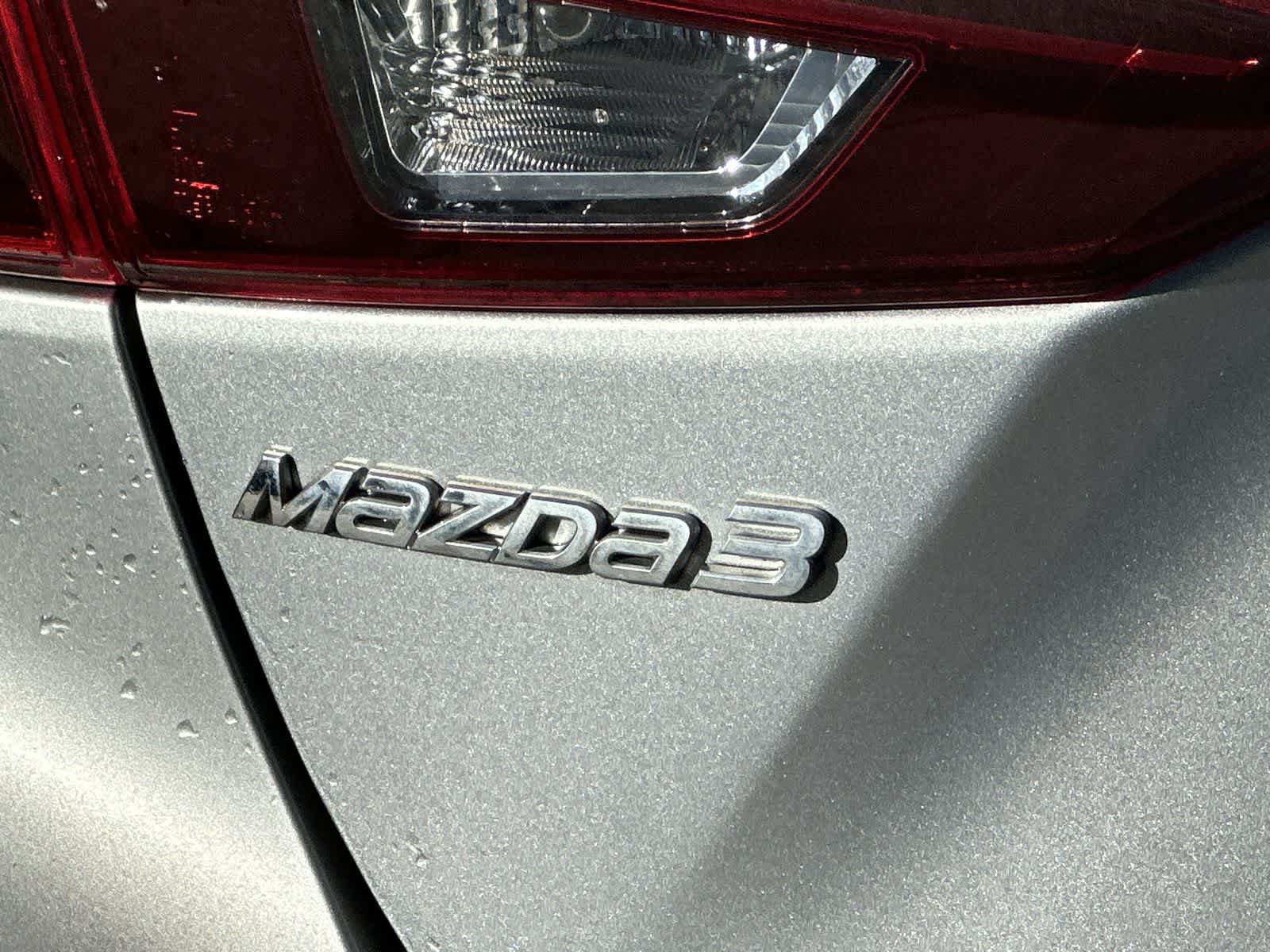 Used 2017 MAZDA MAZDA3 Sport FWD image 14