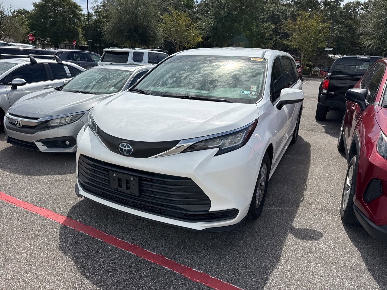 Used 2021 Toyota Sienna LE