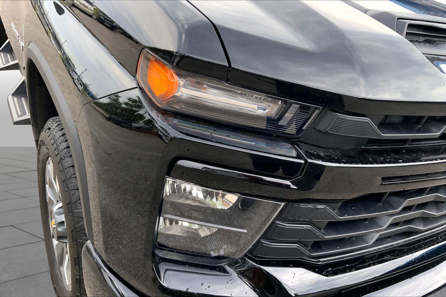 Used 2026 Chevrolet Silverado 2500 Custom w/ Custom Value Package AWD/4WD image 28