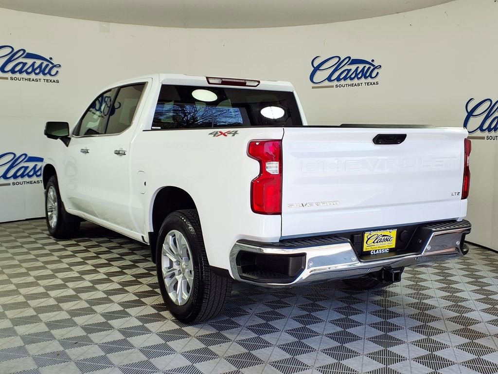 Used 2025 Chevrolet Silverado 1500 LTZ image 2
