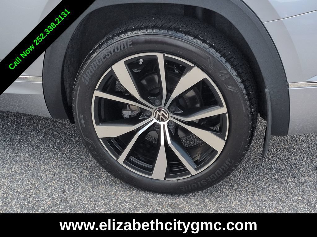 Used 2024 Volkswagen Atlas SEL Premium R-Line AWD/4WD image 25