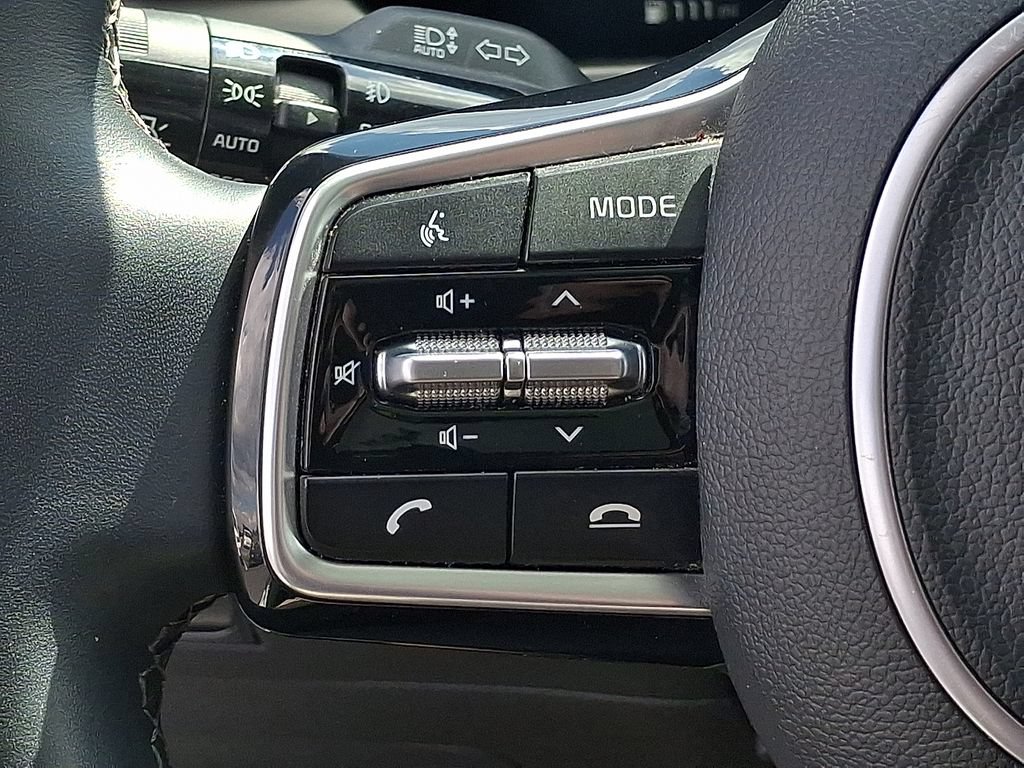 Certified 2023 Kia Sorento SX AWD/4WD image 16