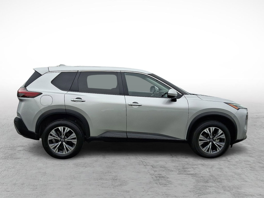 Used 2023 Nissan Rogue SV FWD image 6