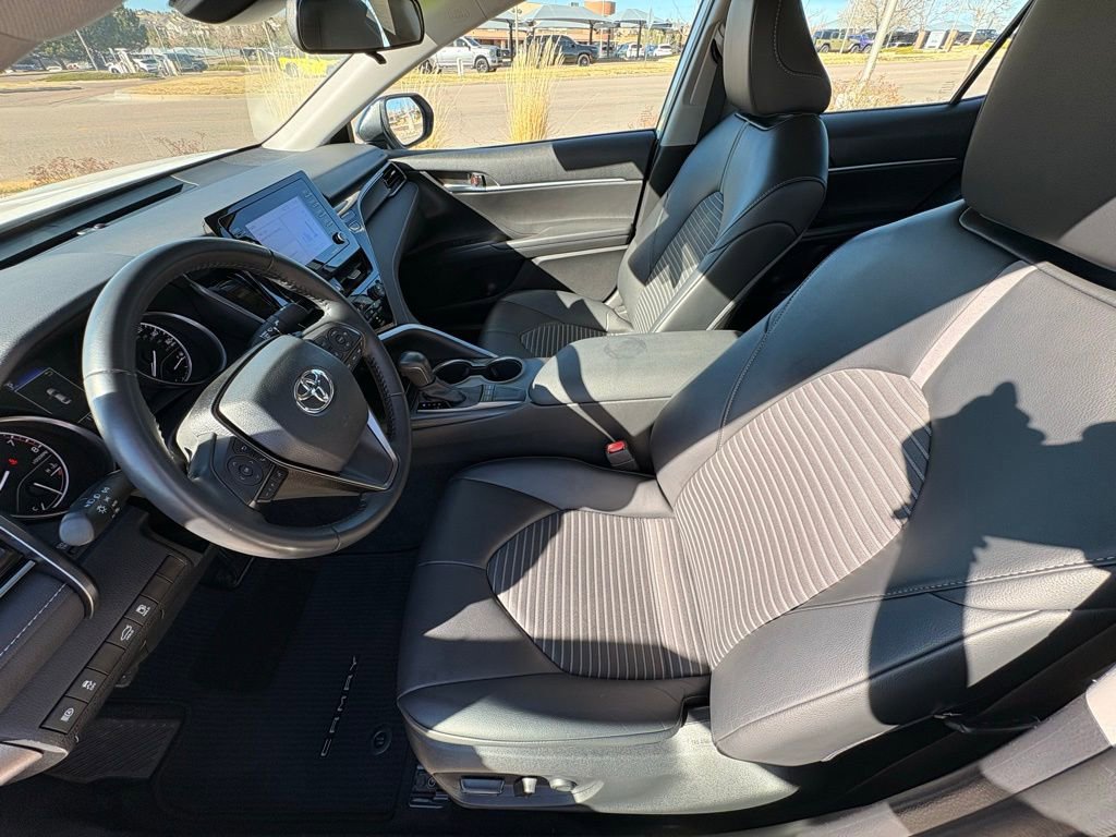 Used 2023 Toyota Camry SE image 12