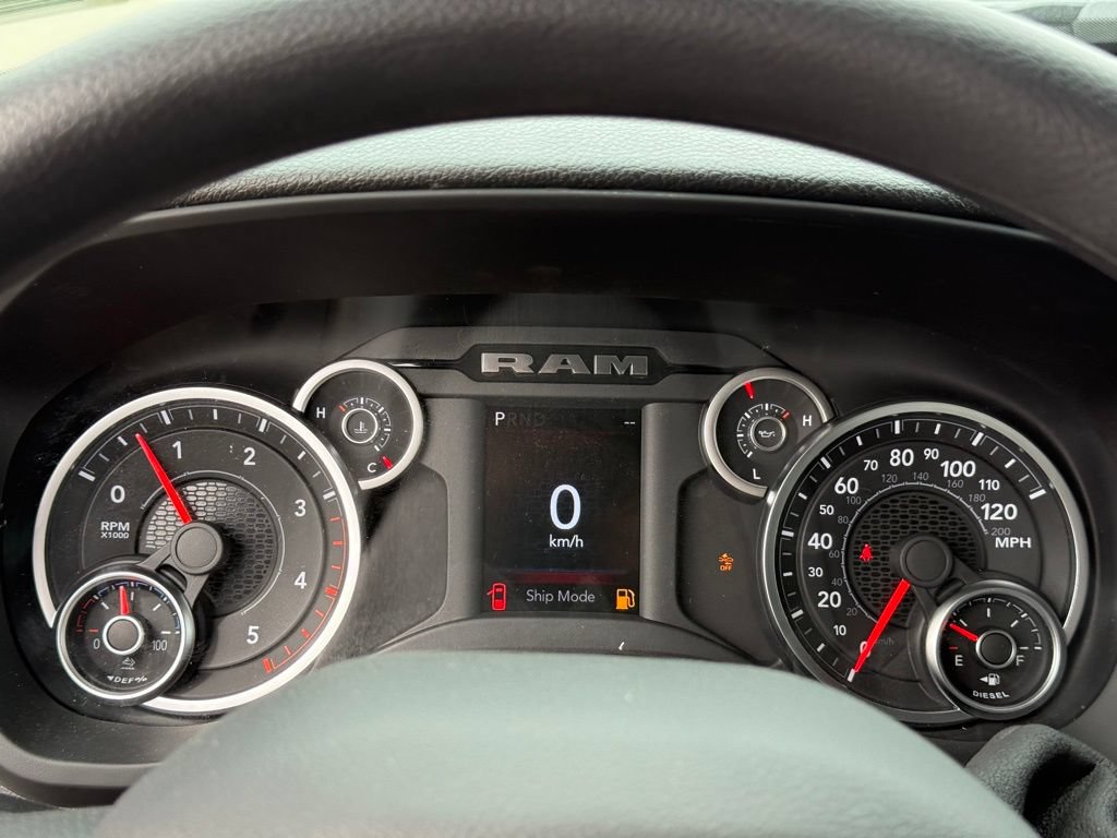 New 2026 RAM 2500 Tradesman AWD/4WD image 18