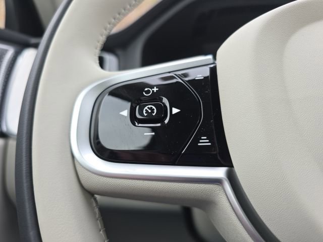 New 2026 Volvo XC60 T8 Ultra w/ Protection Package Premier AWD/4WD image 27