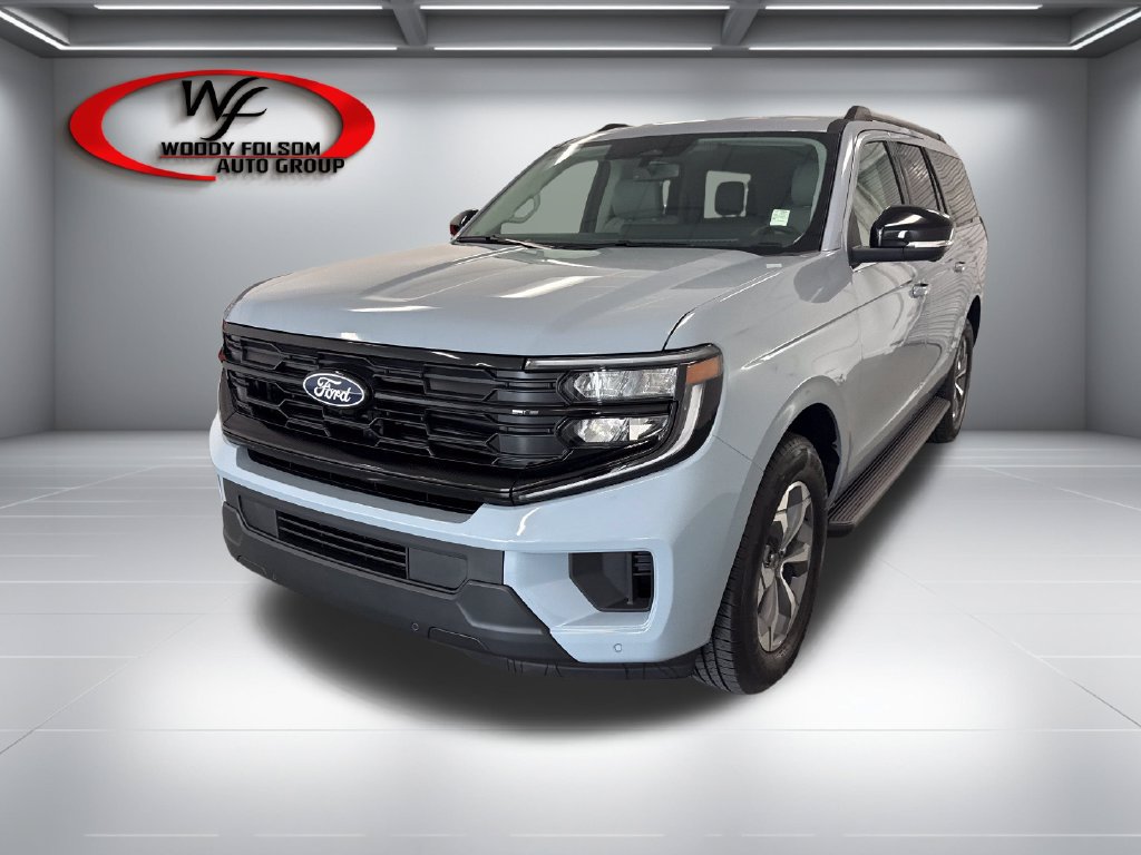 New 2027 Ford Expedition Max Active RWD image 3