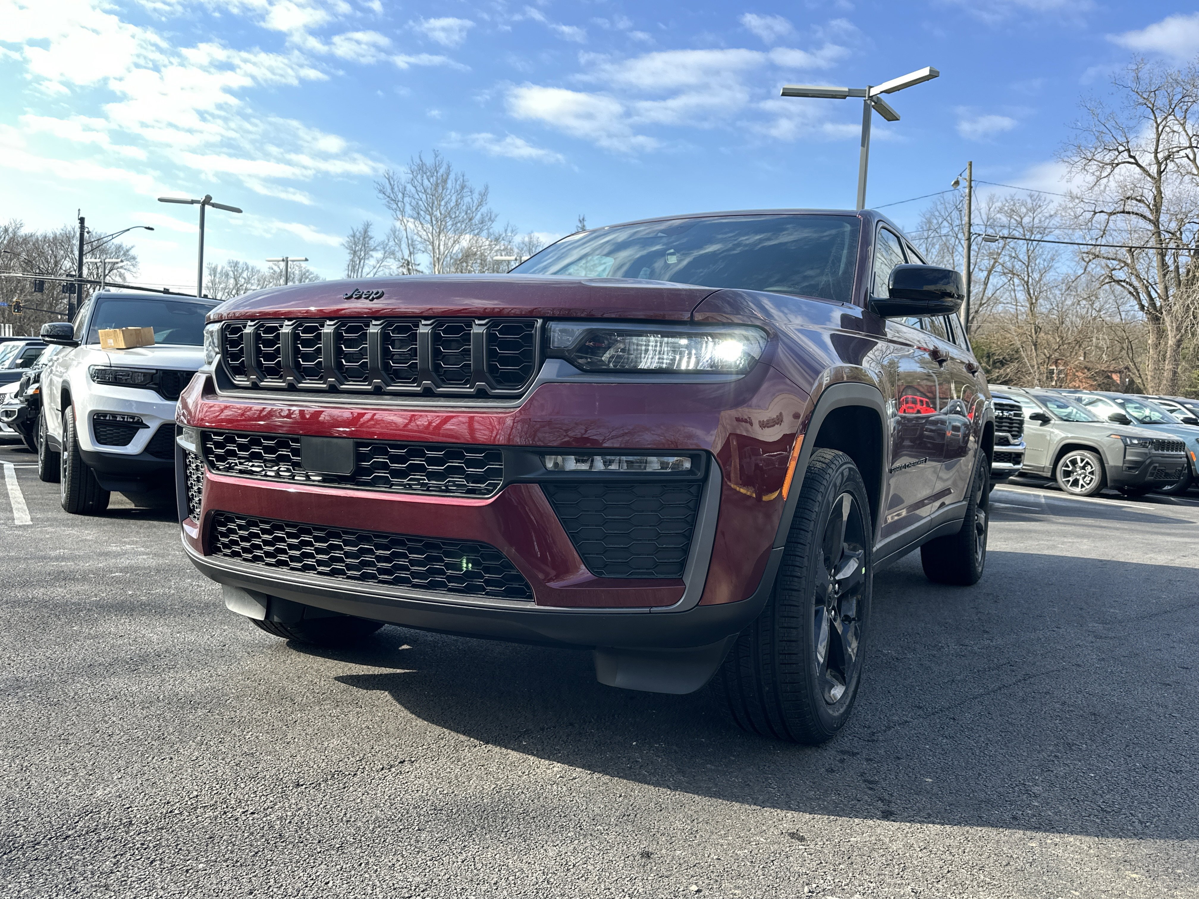 New 2026 Jeep Grand Cherokee L Limited w/ Limited Altitude Package AWD/4WD image 21