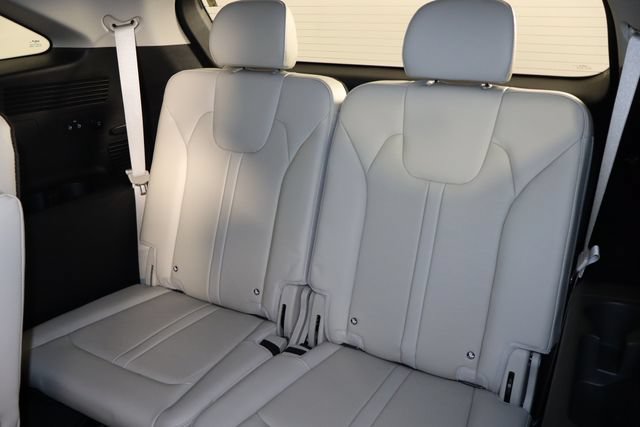 Certified 2025 Kia Sorento EX FWD image 18