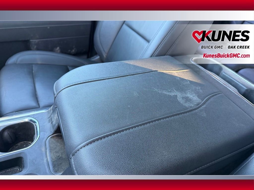 Used 2025 Chevrolet Silverado 1500 LT w/ Leather Package image 19