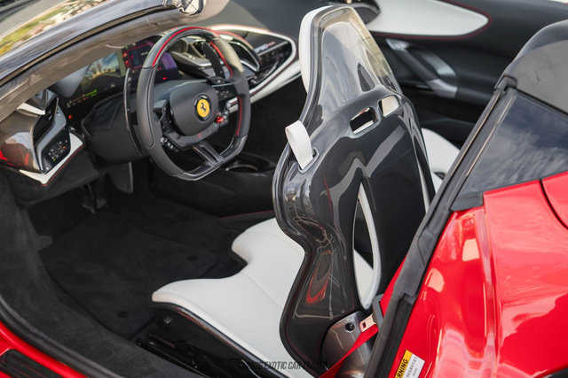 Used 2025 Ferrari SF90 Spider image 36