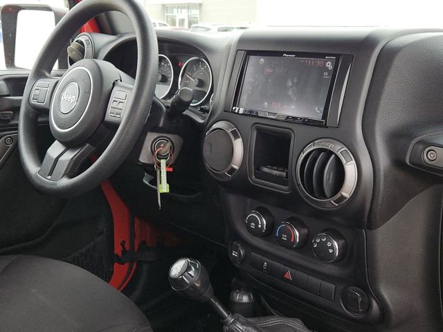Used 2015 Jeep Wrangler Sport image 29