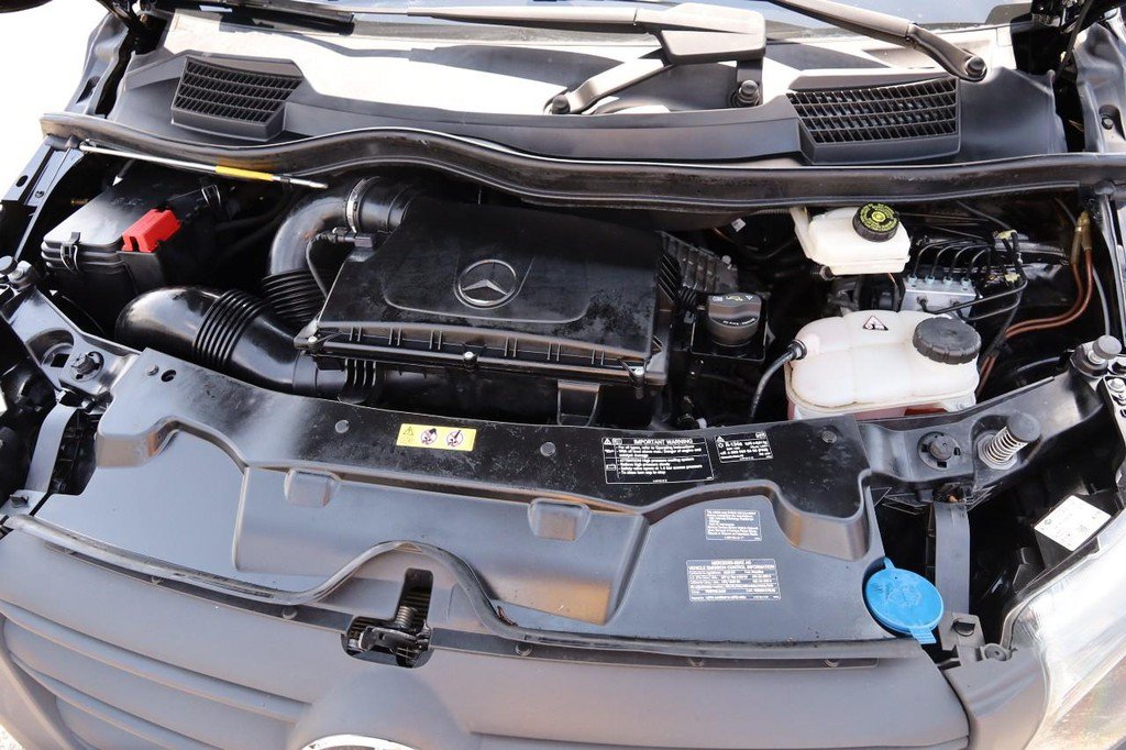 Used 2023 Mercedes-Benz Metris Passenger image 27