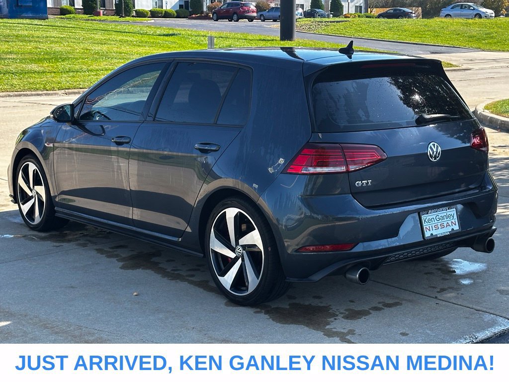 Used 2018 Volkswagen GTI SE FWD image 5