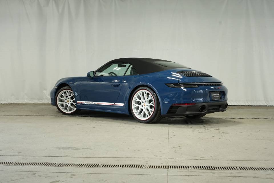 Used 2023 Porsche 911 Carrera GTS image 3