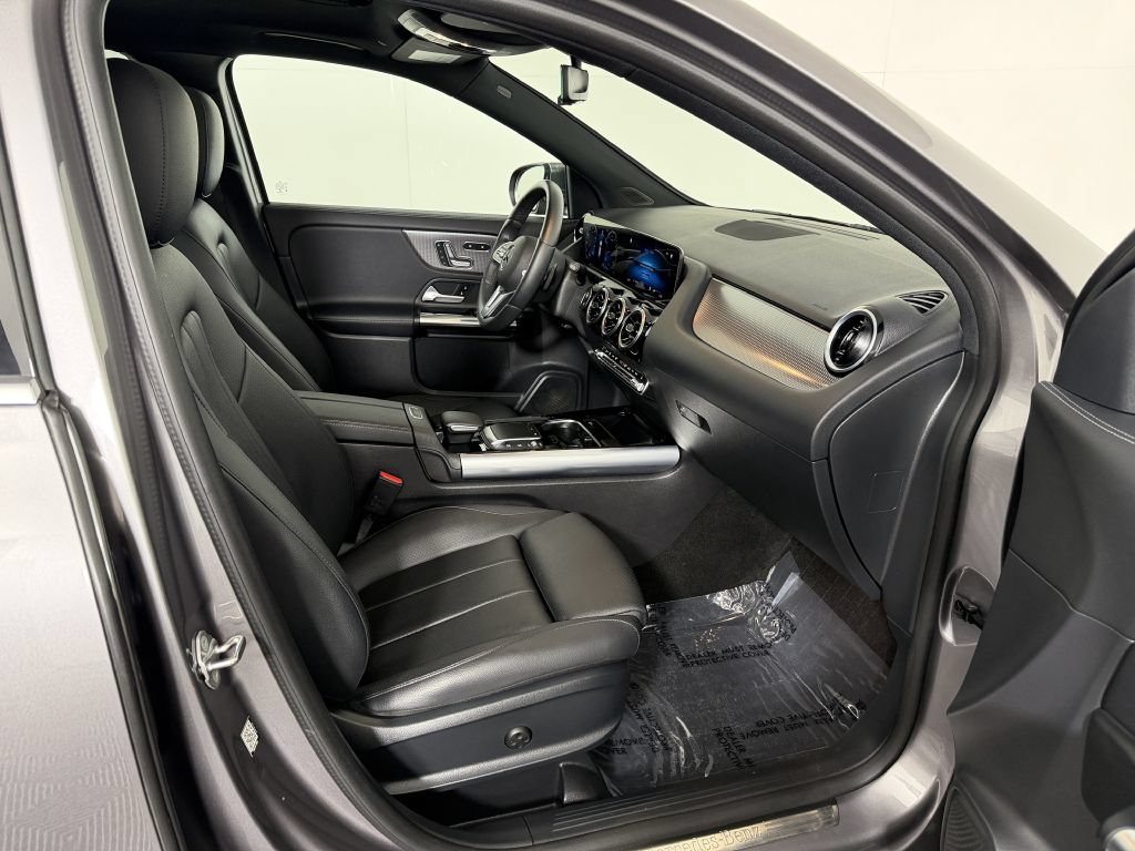 Used 2022 Mercedes-Benz GLA 250 4MATIC image 25