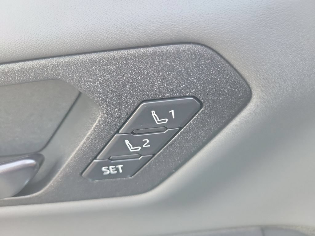 New 2026 Toyota RAV4 XSE AWD/4WD image 24