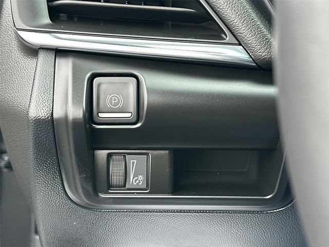 Certified 2023 Cadillac CT4 Luxury w/ Cold Weather Package AWD/4WD image 17