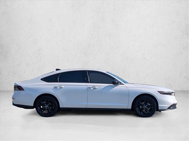 Used 2025 Honda Accord SE image 4