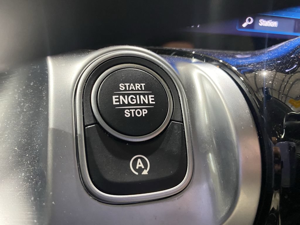 Used 2022 Mercedes-Benz GLB 250 image 13