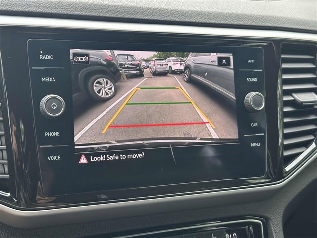 Certified 2022 Volkswagen Atlas Cross Sport SE image 34