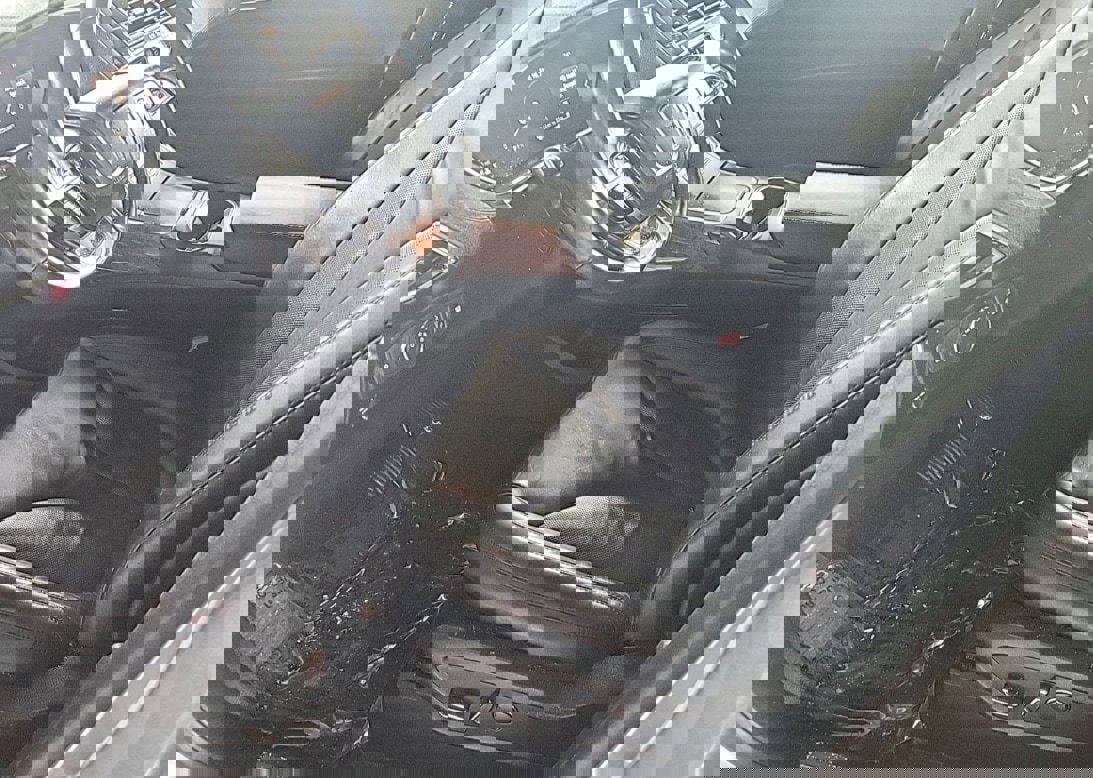 Used 2019 Lincoln Nautilus Select image 8