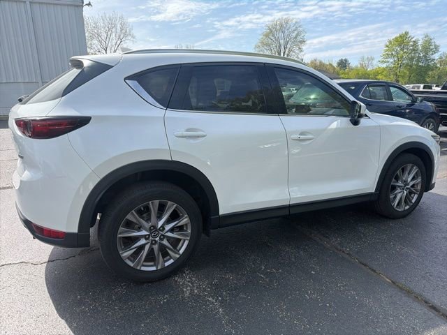 Used 2019 MAZDA CX-5 Grand Touring w/ GT Premium Package FWD image 3