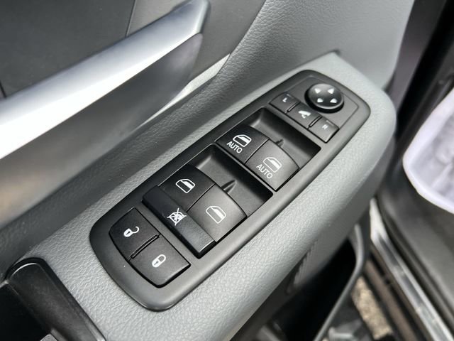 Used 2021 RAM 1500 Big Horn image 13