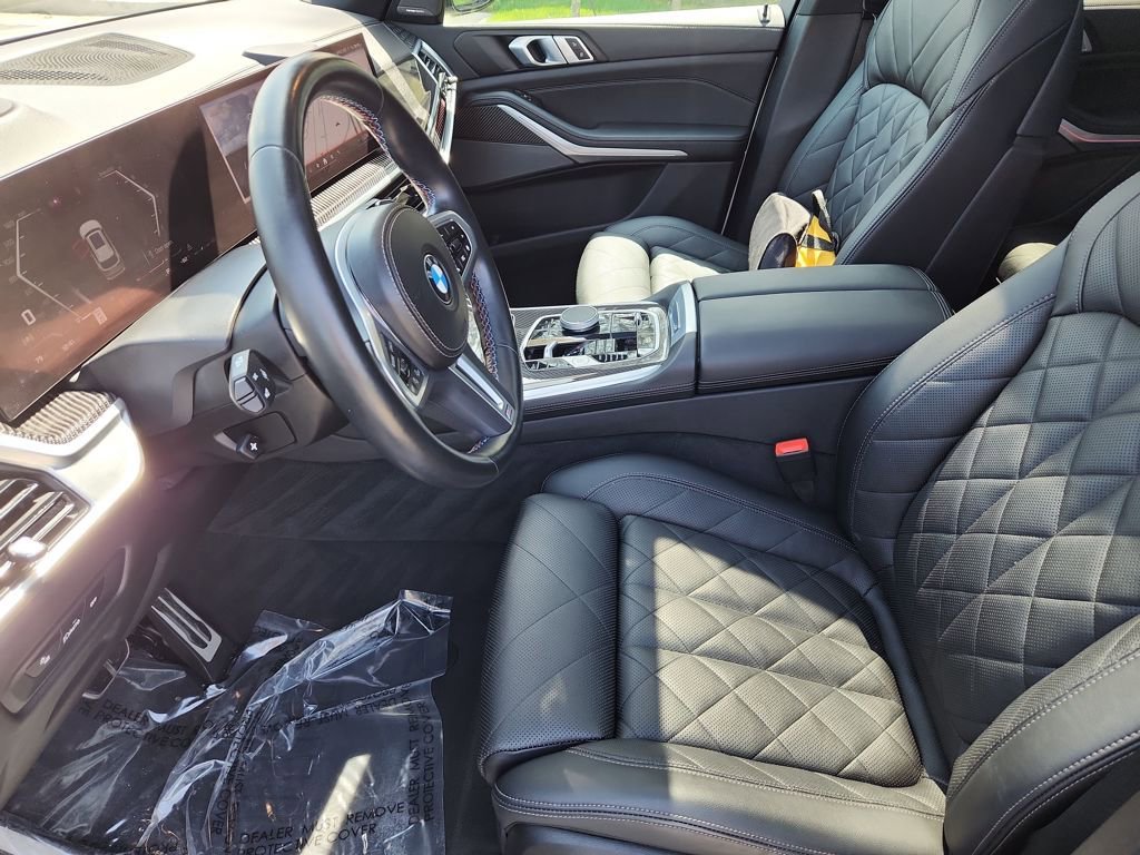 Used 2024 BMW X5 M60i image 24