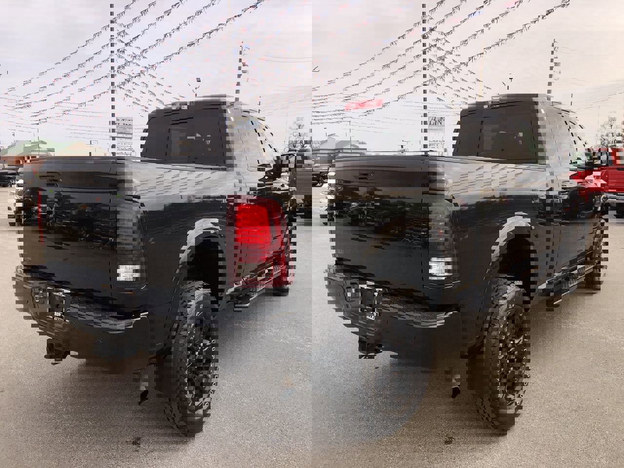 Used 2018 RAM 2500 Laramie w/ Sport Appearance Group image 13