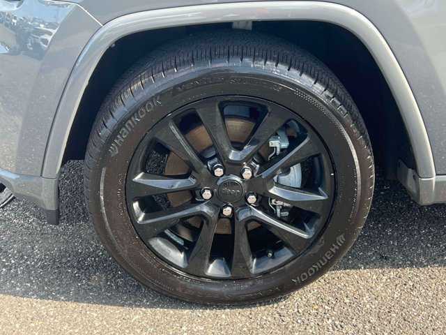 Used 2022 Jeep Grand Cherokee Laredo X AWD/4WD image 10