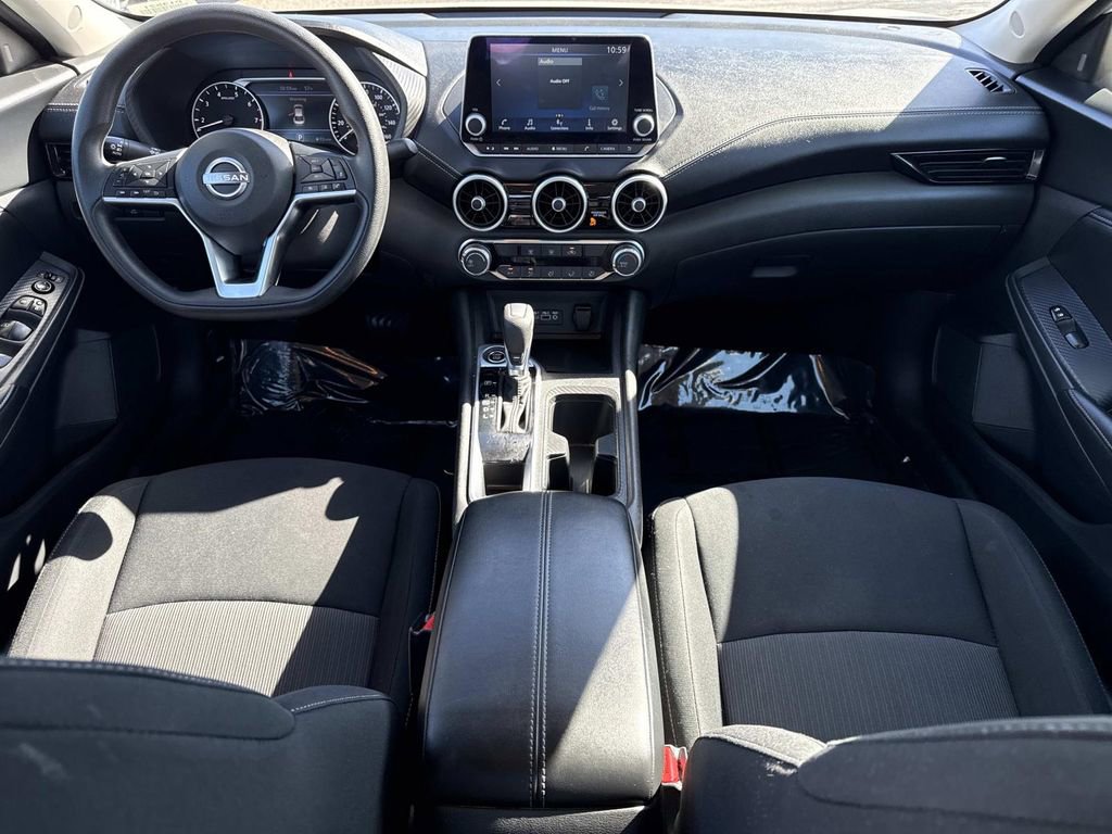 Used 2024 Nissan Sentra SV image 15