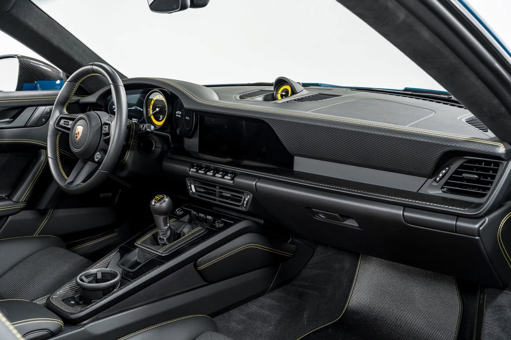 Used 2022 Porsche 911 GT3 RWD image 34