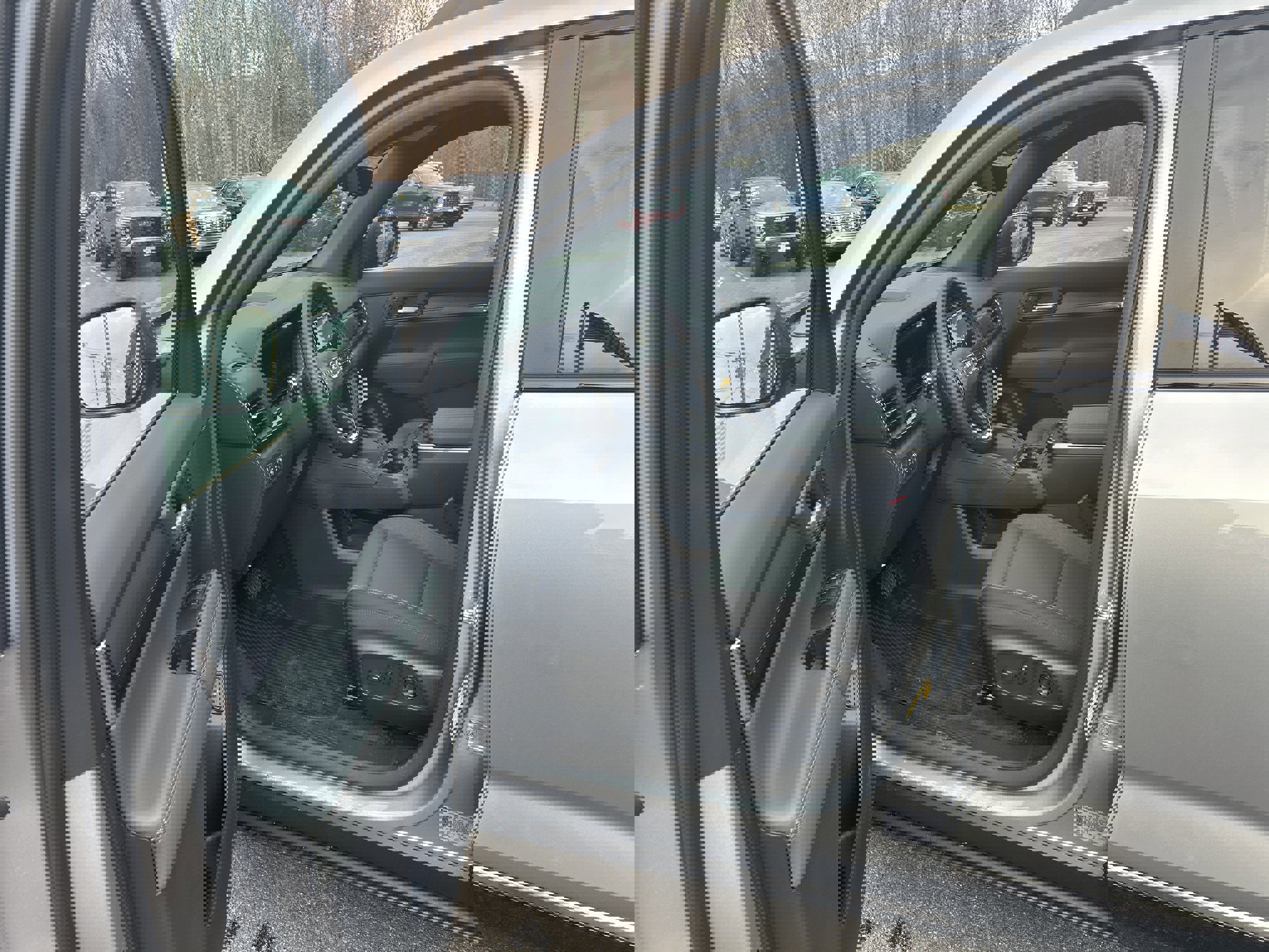 New 2026 GMC Terrain AT4 w/ Technology Package II image 17