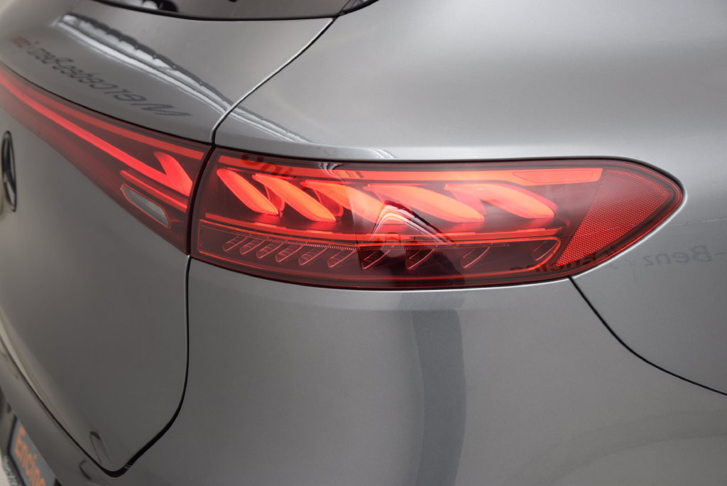 Certified 2023 Mercedes-Benz EQS 580 4MATIC SUV image 14