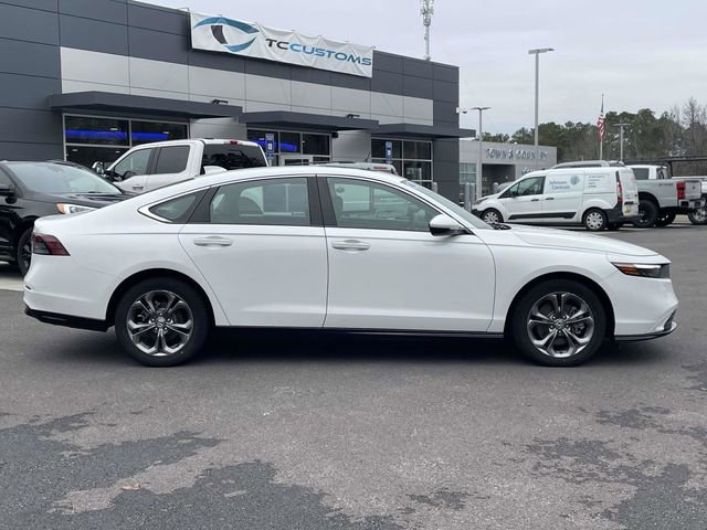 Used 2023 Honda Accord EX-L image 3