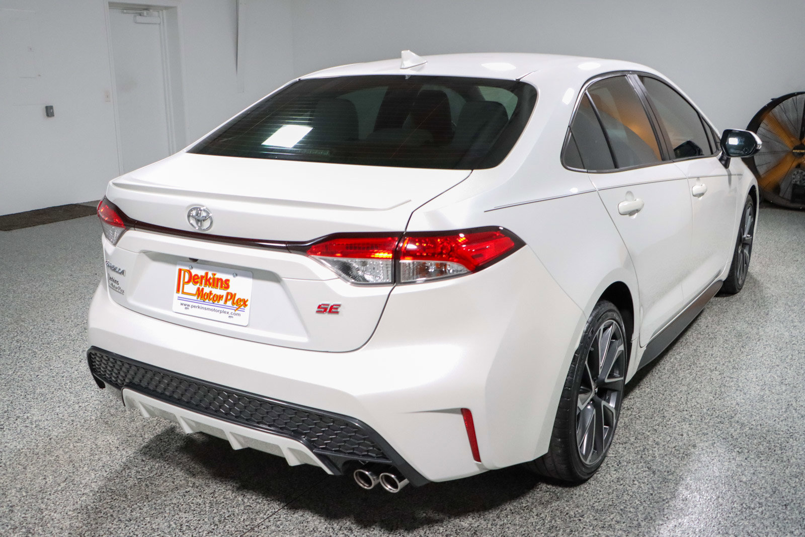 Used 2020 Toyota Corolla SE FWD image 7